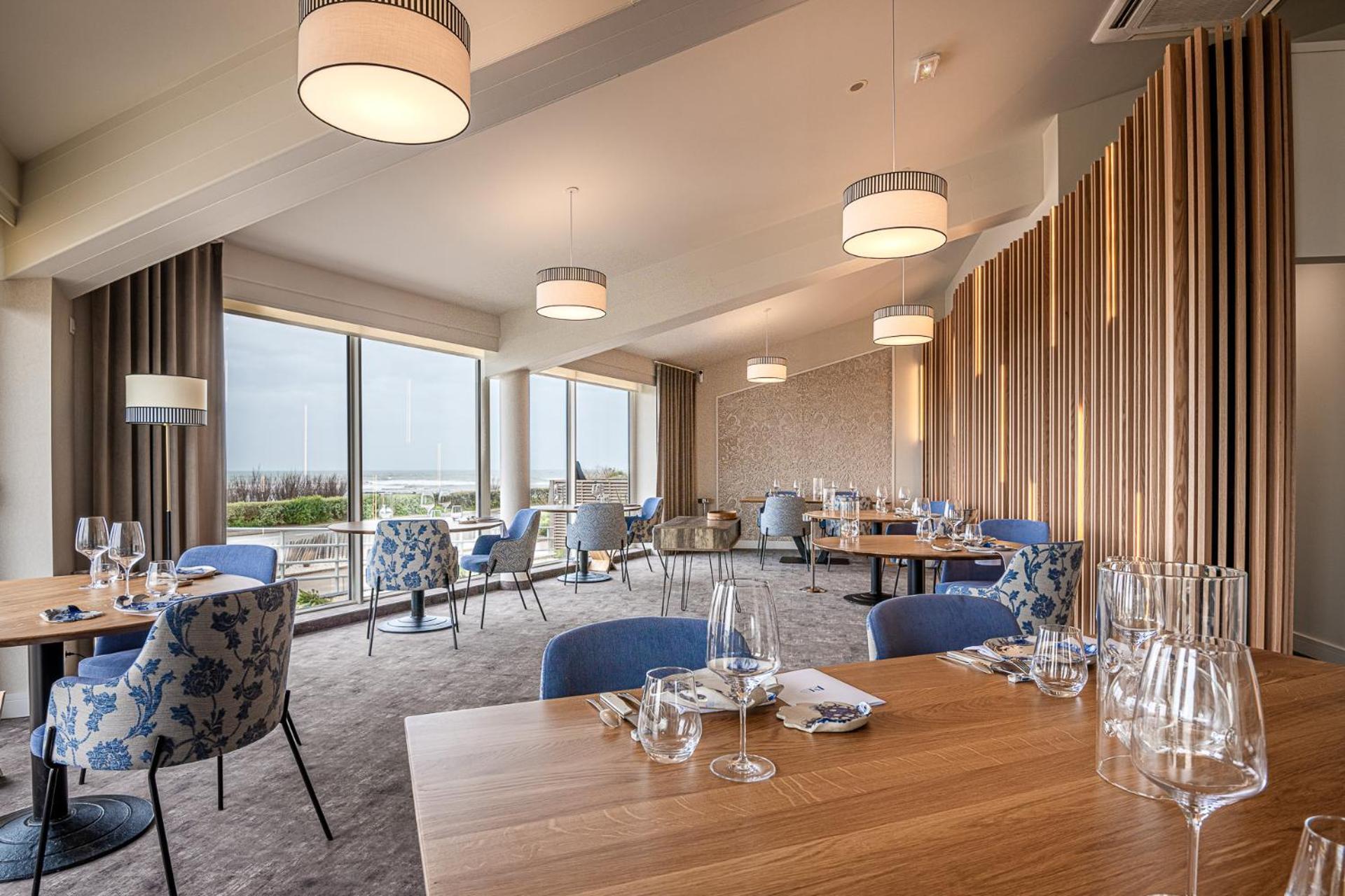 Logis Hotellerie Les Brisants , Restaurant J M Perochon Bretignolles-sur-Mer ภายนอก รูปภาพ
