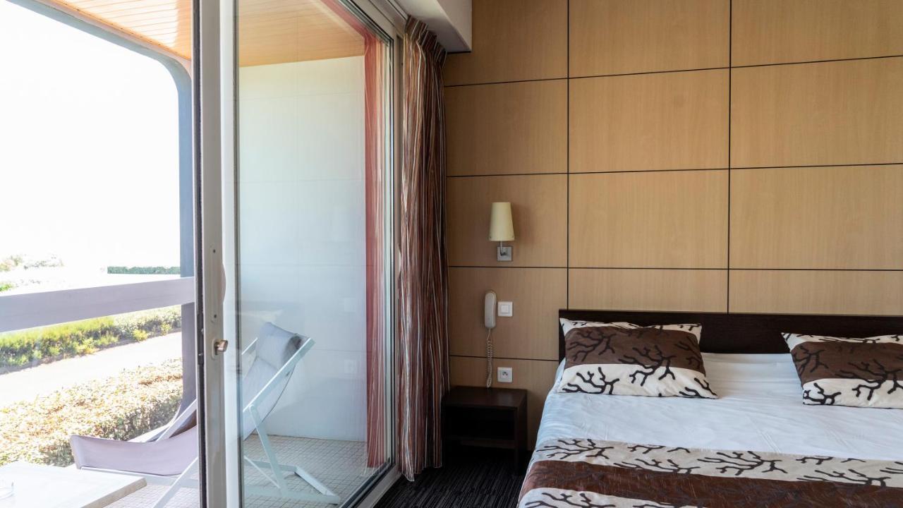 Logis Hotellerie Les Brisants , Restaurant J M Perochon Bretignolles-sur-Mer ภายนอก รูปภาพ